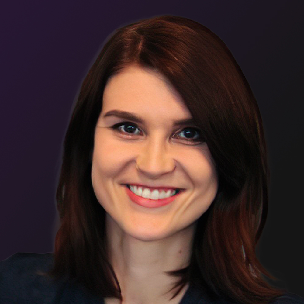 Caroline Pugh Headshot
