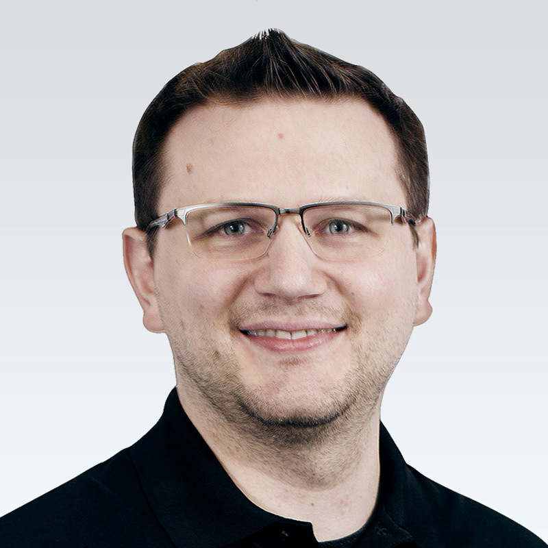 Dan Petro Headshot