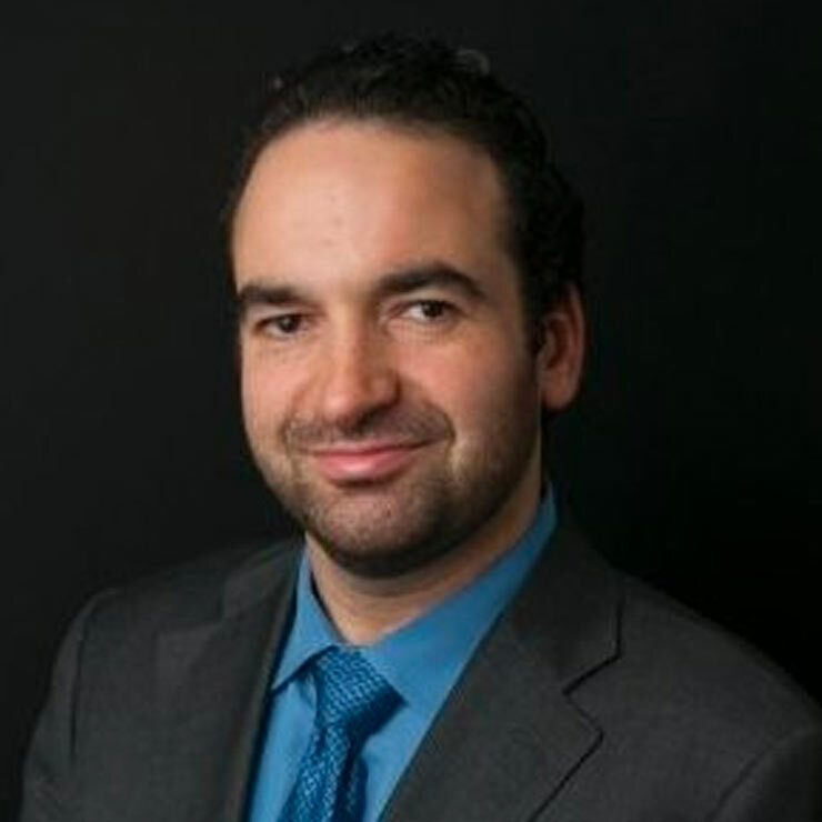 Daniel Wallance Headshot